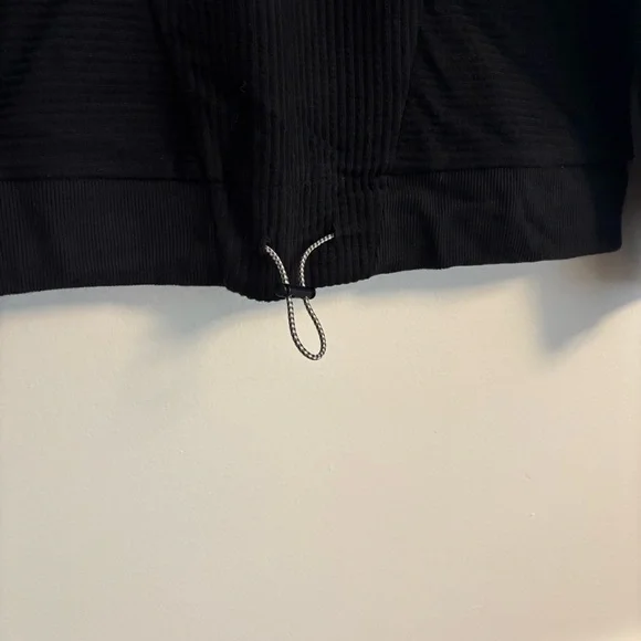 Varley Black Ribbed Top - Picture 2 of 9